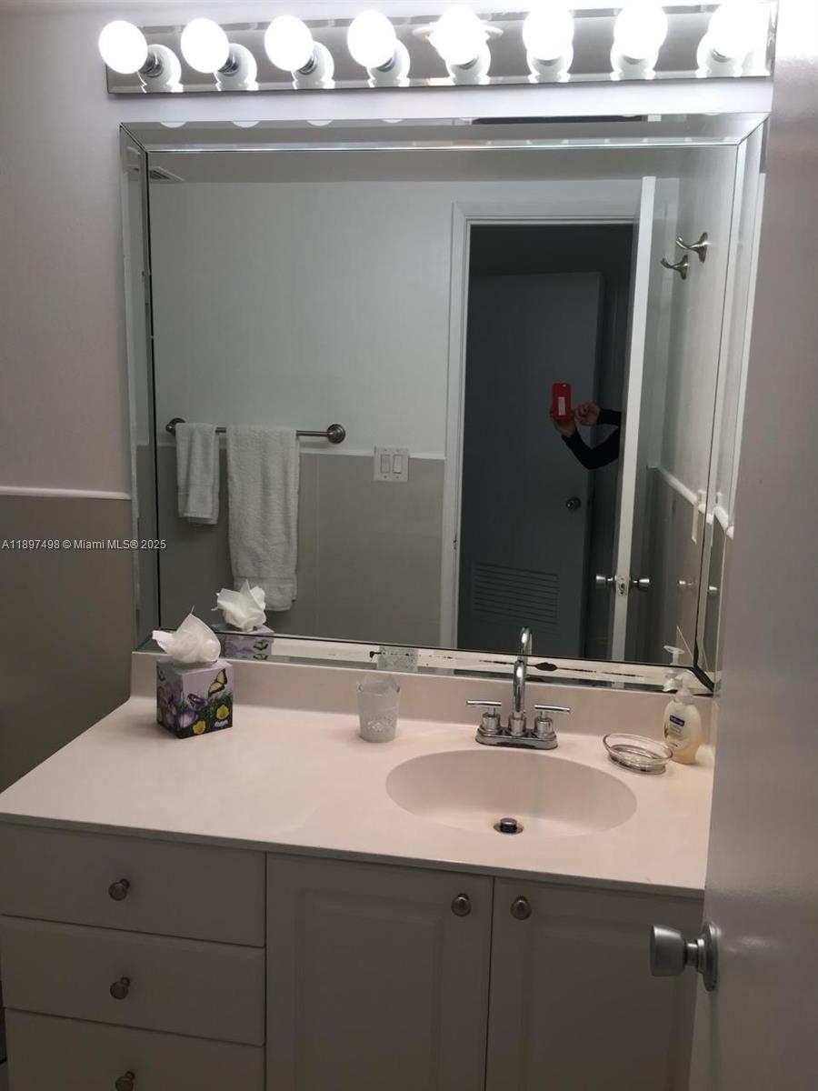 Photo of 19370 Collins Ave  #1122, Sunny Isles Beach, Florida, 33160 - 