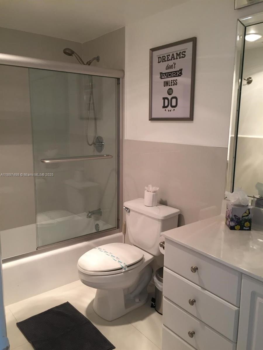 Photo of 19370 Collins Ave  #1122, Sunny Isles Beach, Florida, 33160 - 