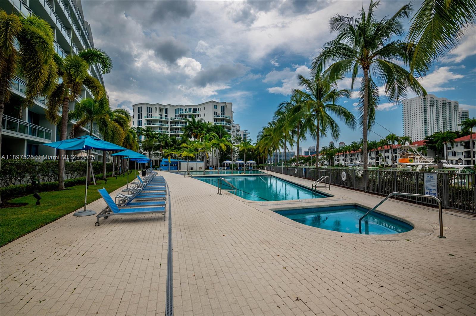 Photo of 2950 188th St  #143, Aventura, Florida, 33180 - 