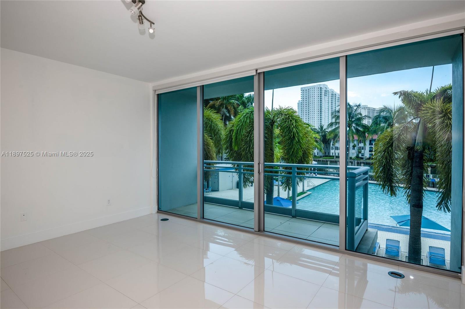 Photo of 2950 188th St #143, Aventura, Florida, 33180 -