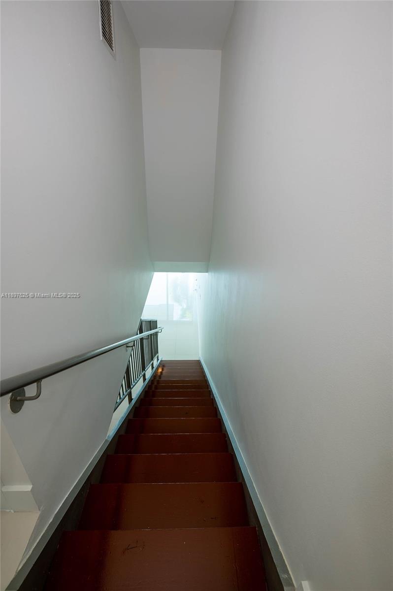 Photo of 2950 188th St  #143, Aventura, Florida, 33180 - 
