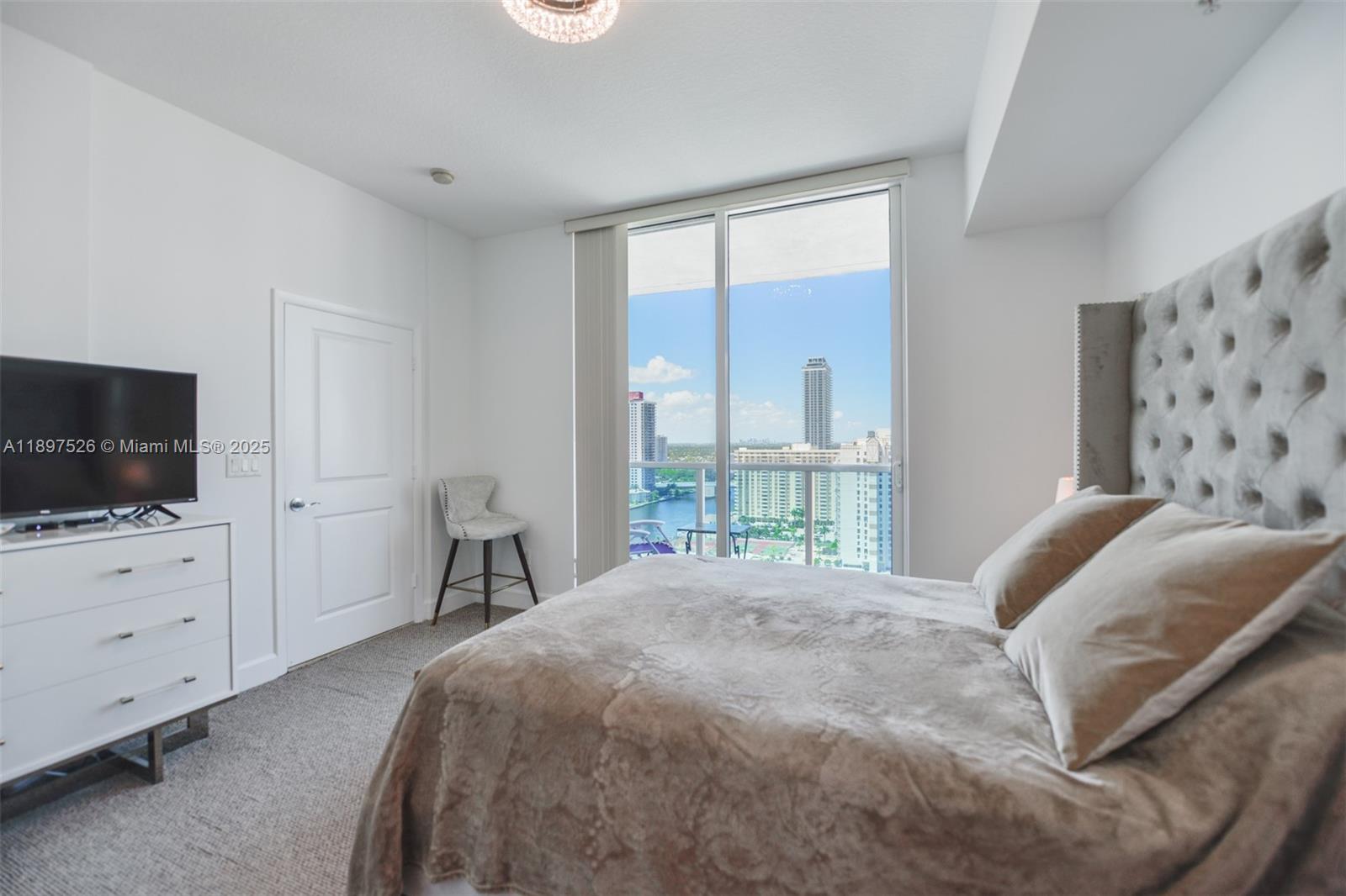 Photo of 1945 Ocean Dr #1909, Hallandale Beach, Florida, 33009 -