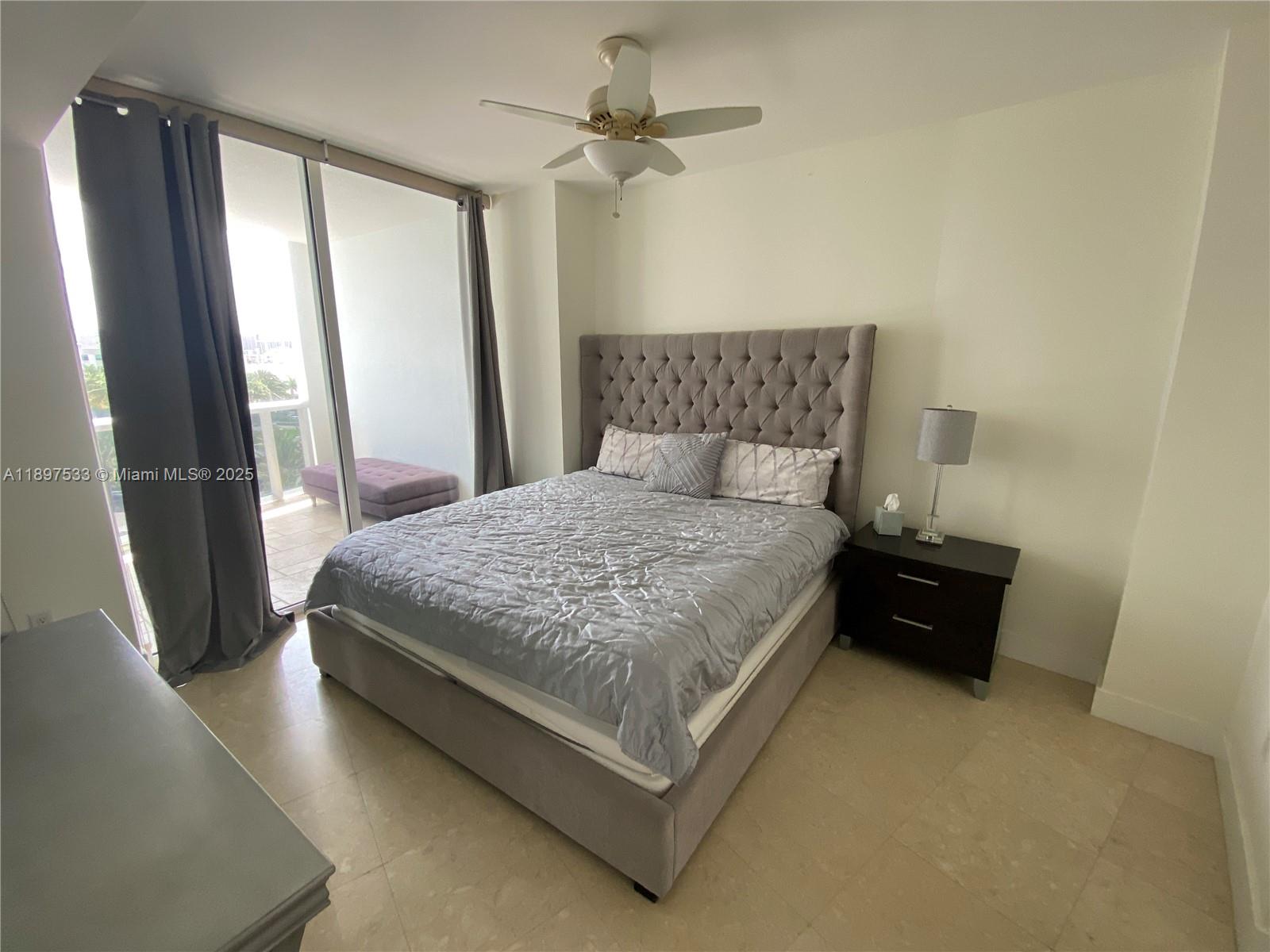 Ver detalles 708 1 / 2 881 sq. ft. $ 2025-10-16 0 foto