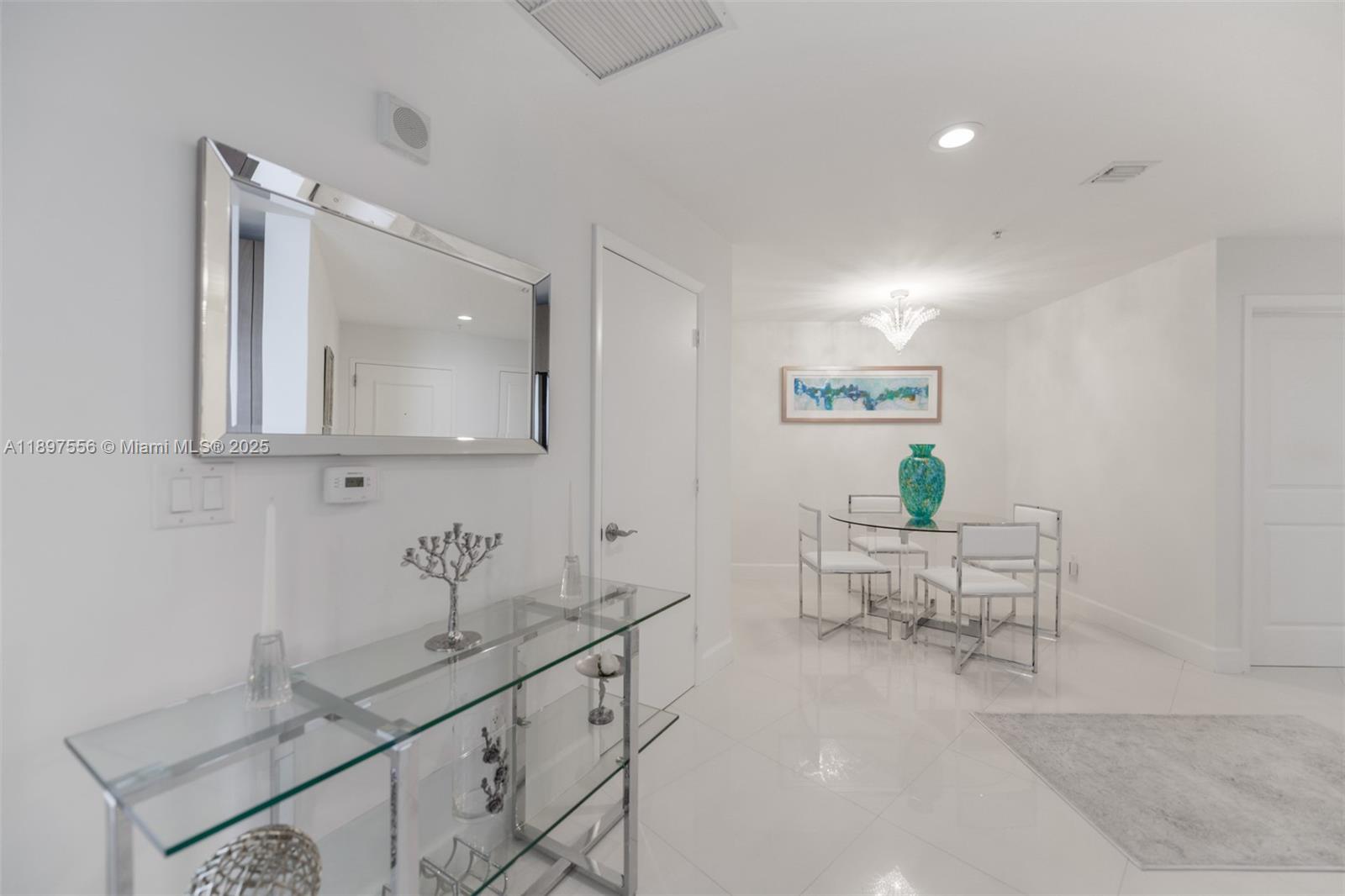 Photo of 1945 Ocean Dr #1909, Hallandale Beach, Florida, 33009 -