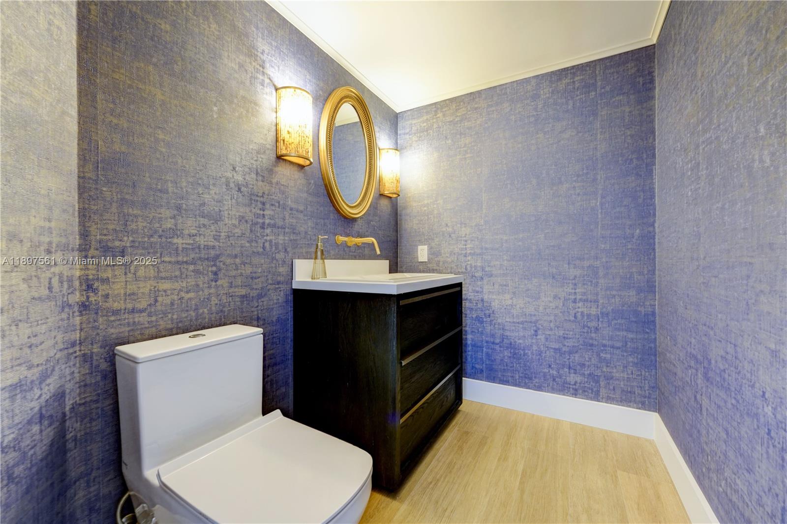 See details 2904 2 / 3 2150 sq. ft. $ 2025-10-16 0 Photo