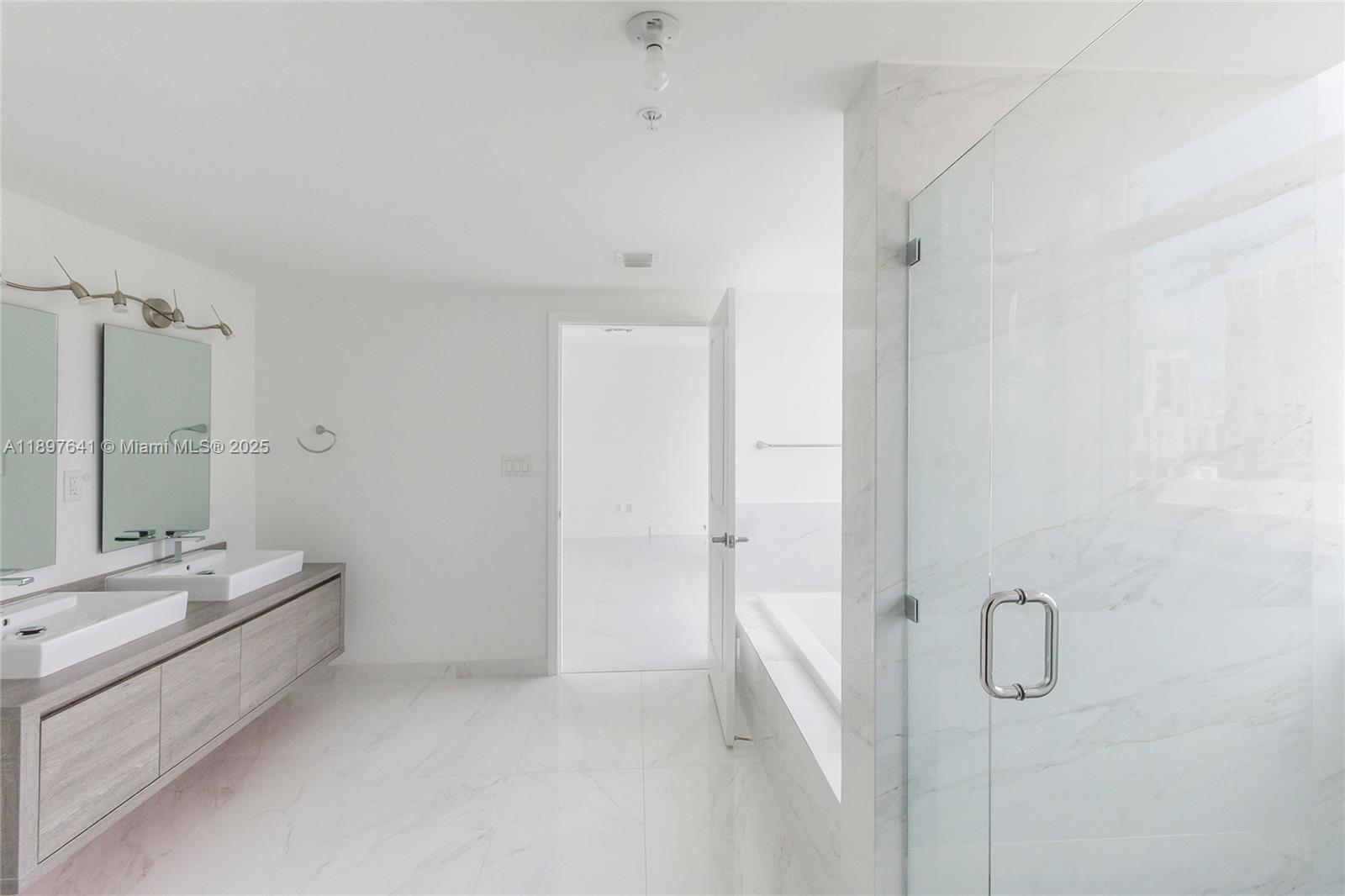 Photo of 400 Sunny Isles Blvd  #715, Sunny Isles Beach, Florida, 33160 - 