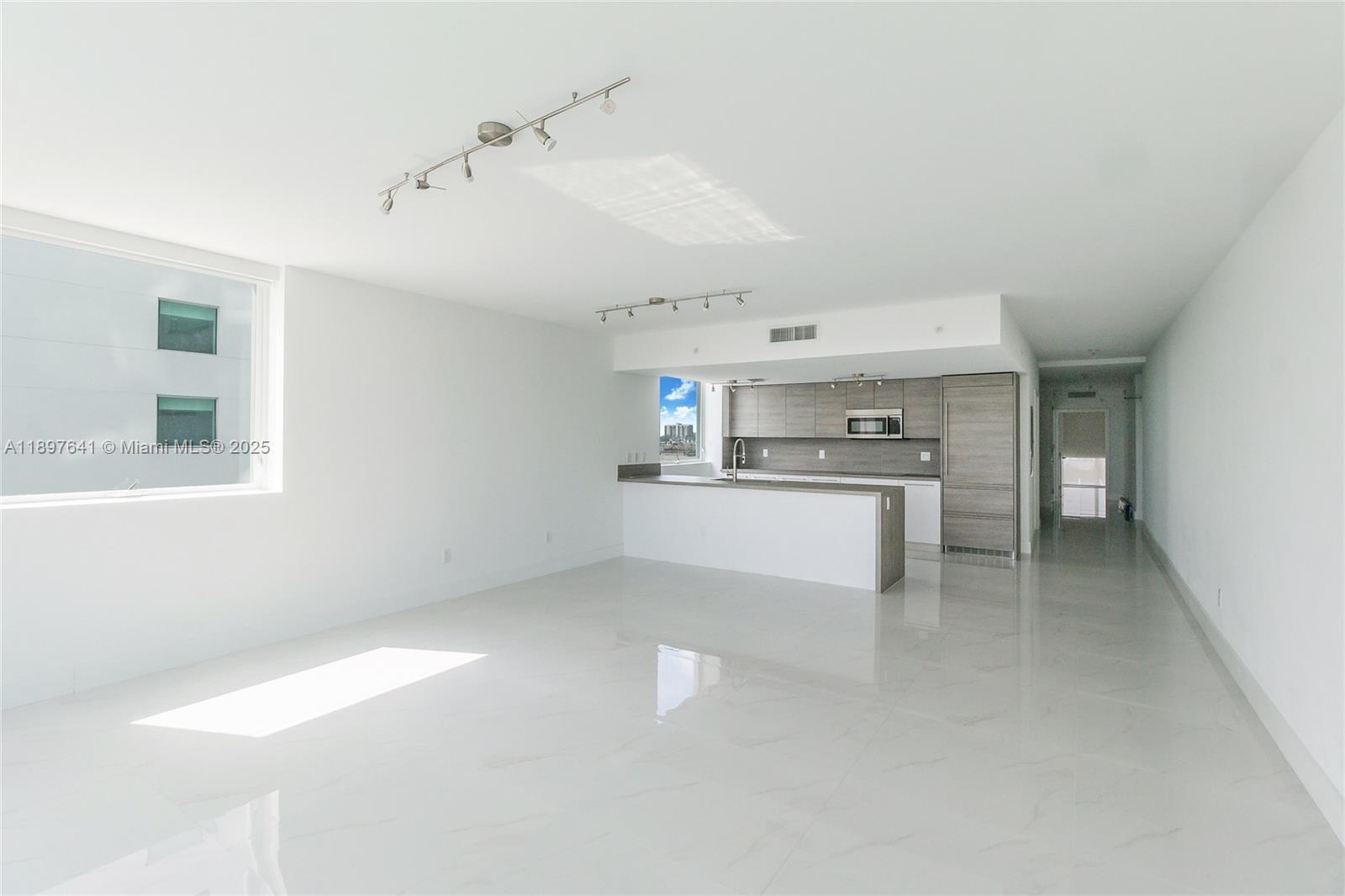 Photo of 400 Sunny Isles Blvd  #715, Sunny Isles Beach, Florida, 33160 - 