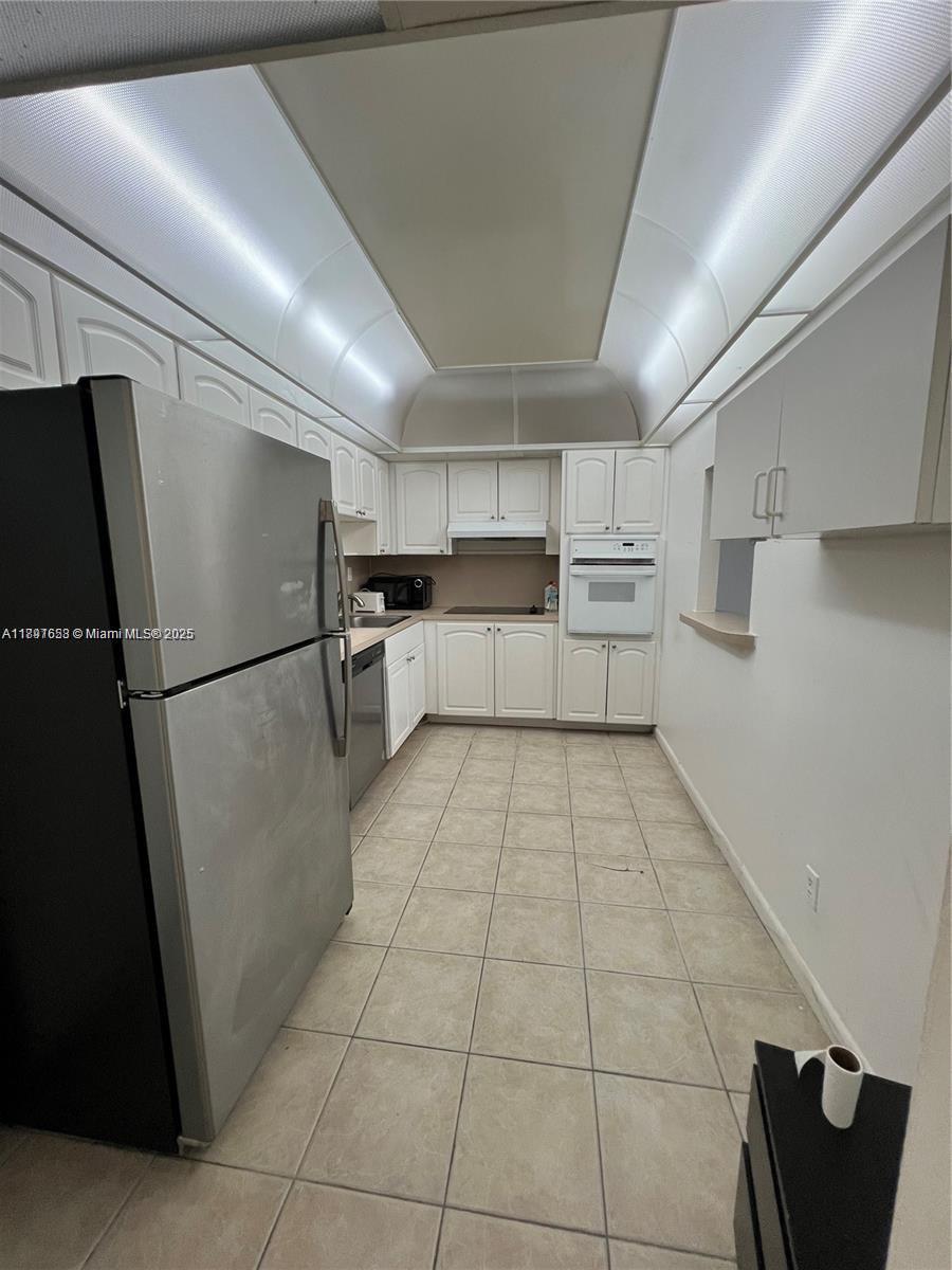 Photo of 19380 Collins Ave  #418, Sunny Isles Beach, Florida, 33160 -