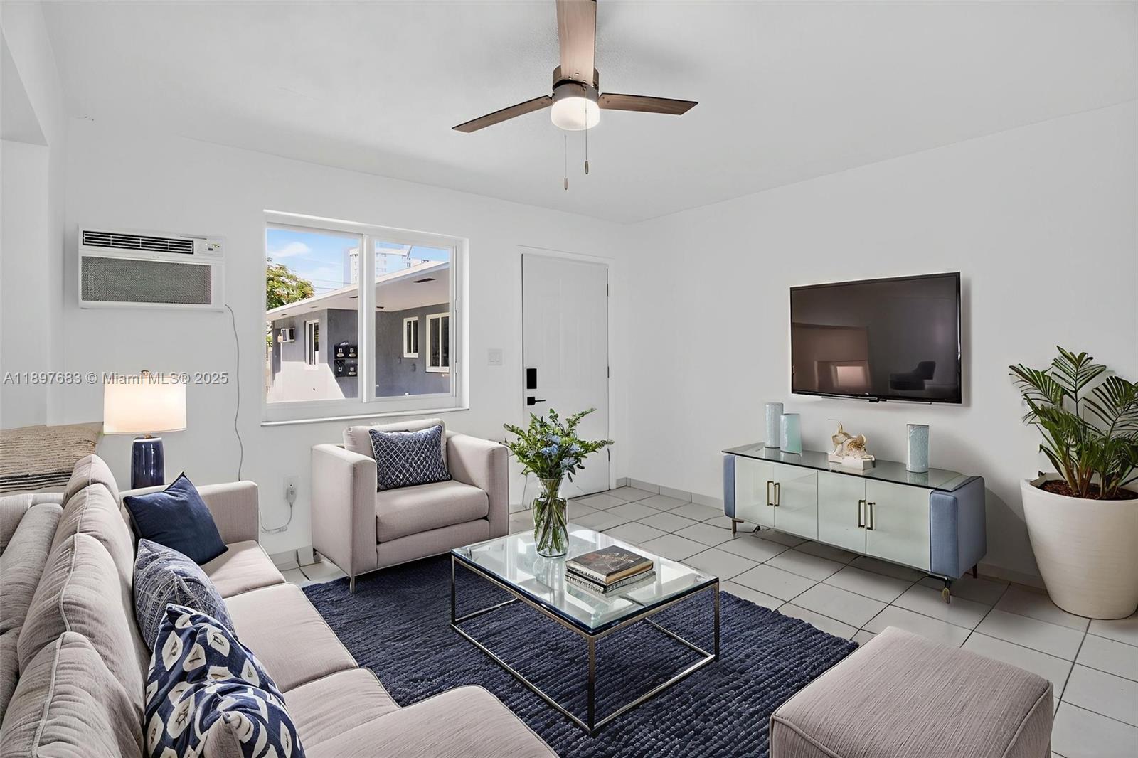 Ver detalles / sq. ft. $ 2025-10-16 0 foto