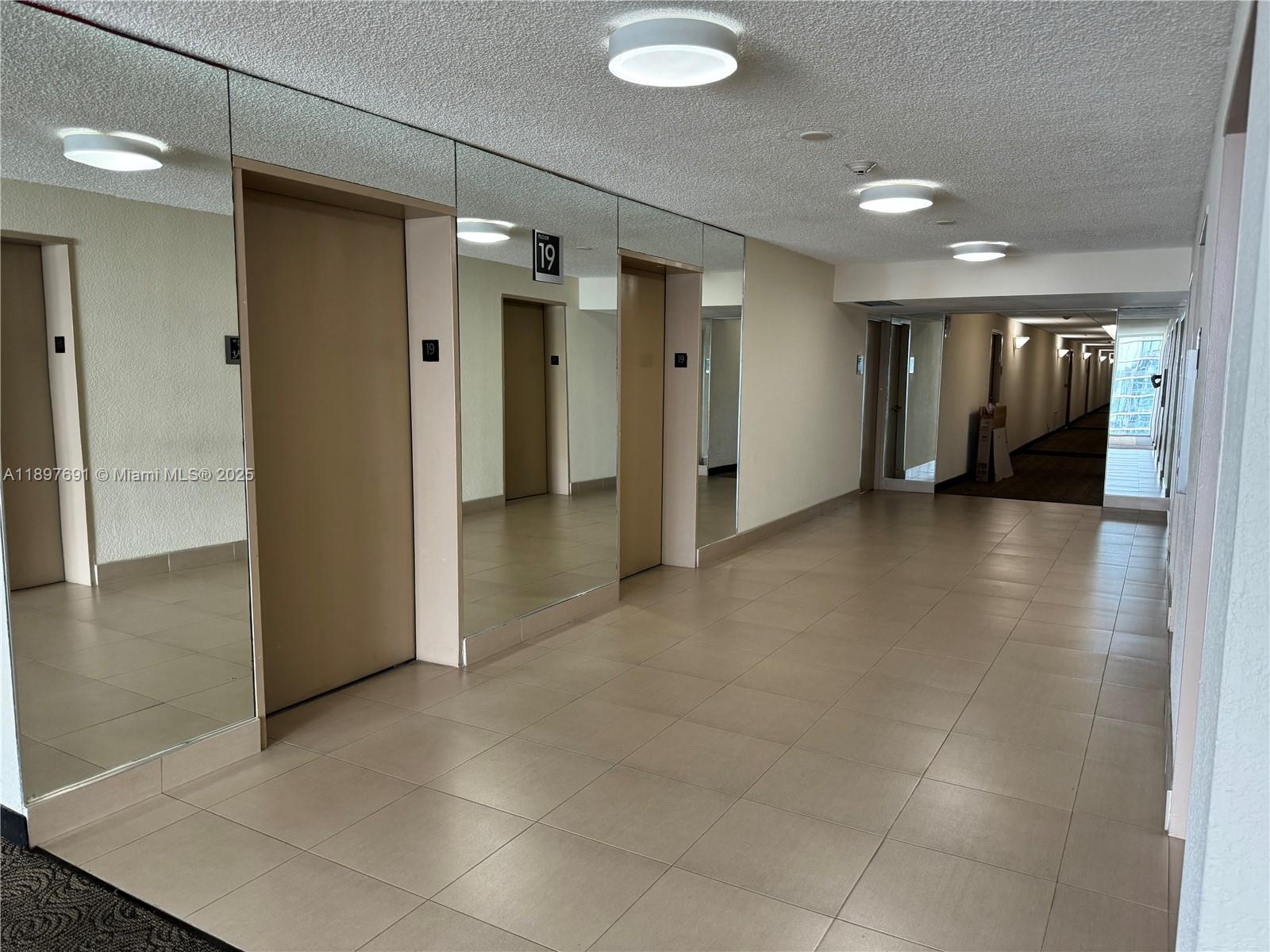 807 2 / 2 1357 sq. ft. $ 2025-10-16 0 Photo