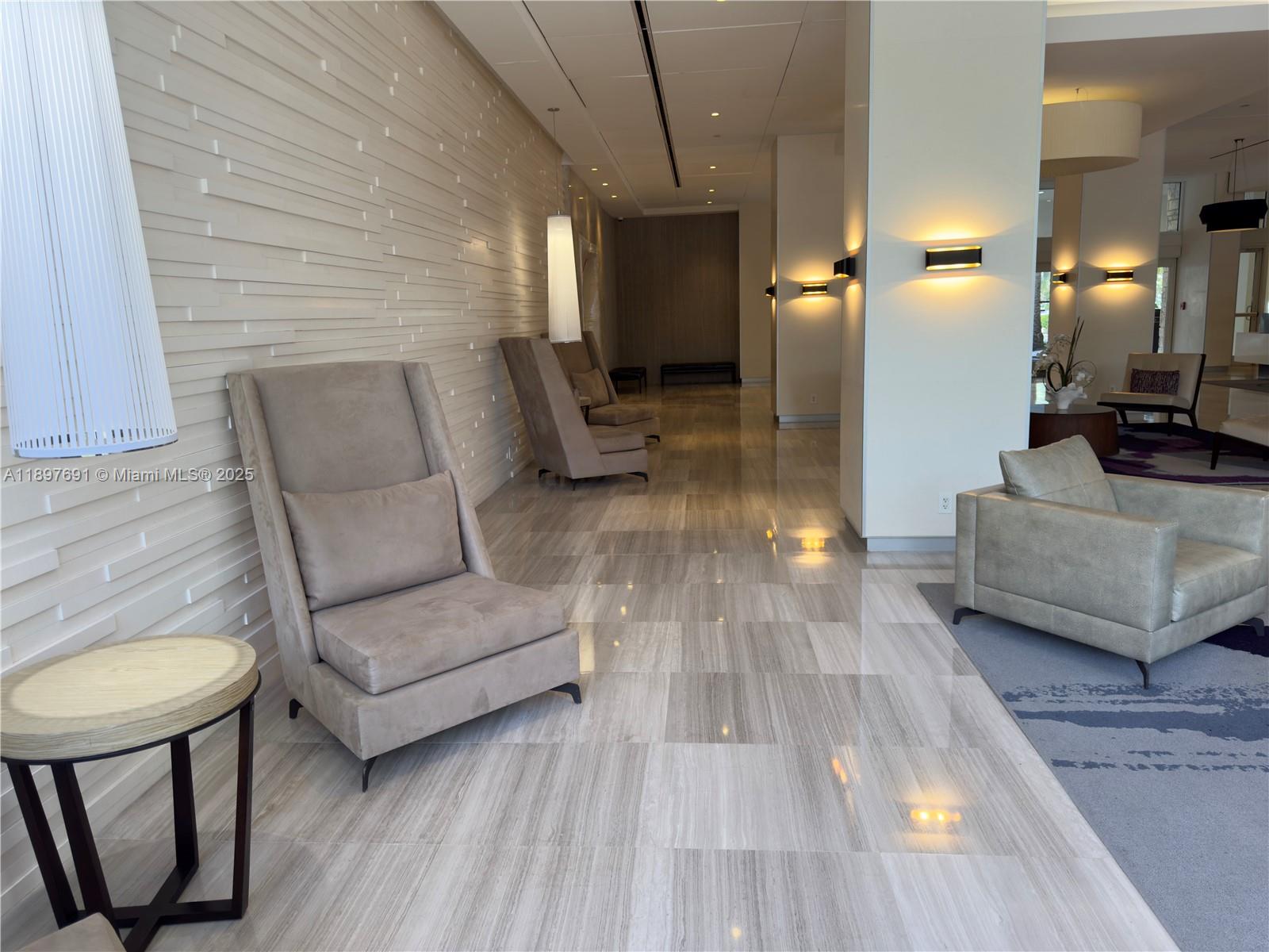 807 2 / 2 1357 sq. ft. $ 2025-10-16 0 Photo