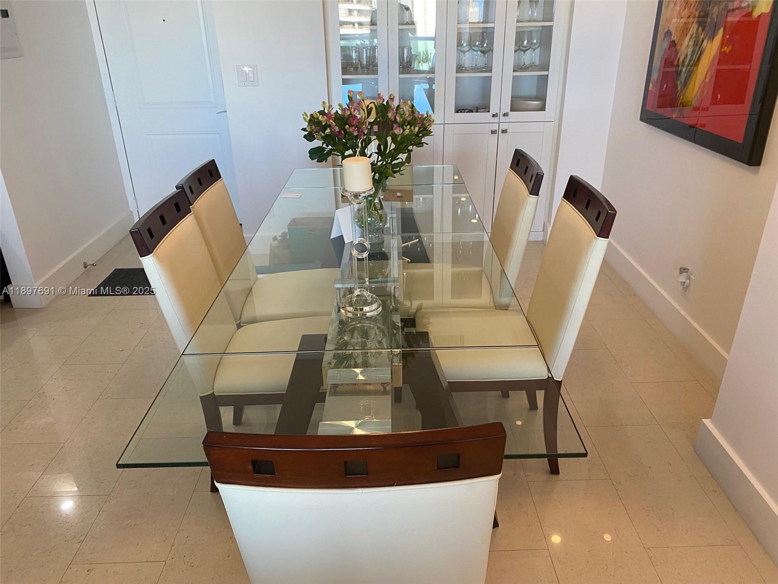 See details 807 2 / 2 1357 sq. ft. $ 2025-10-16 0 Photo