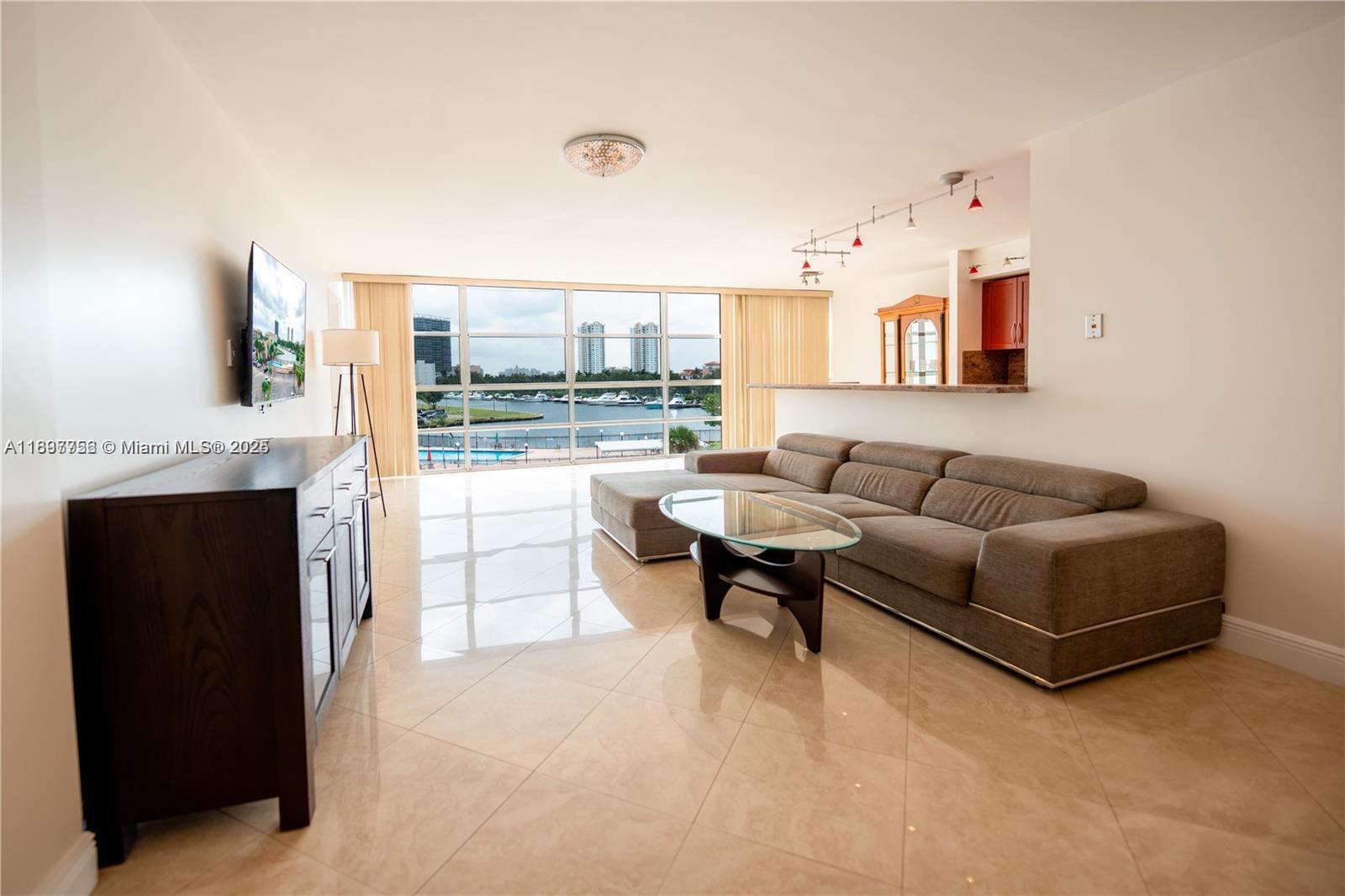 Photo of 2000 Atlantic Shores Blvd #420, Hallandale Beach, Florida, 33009 -