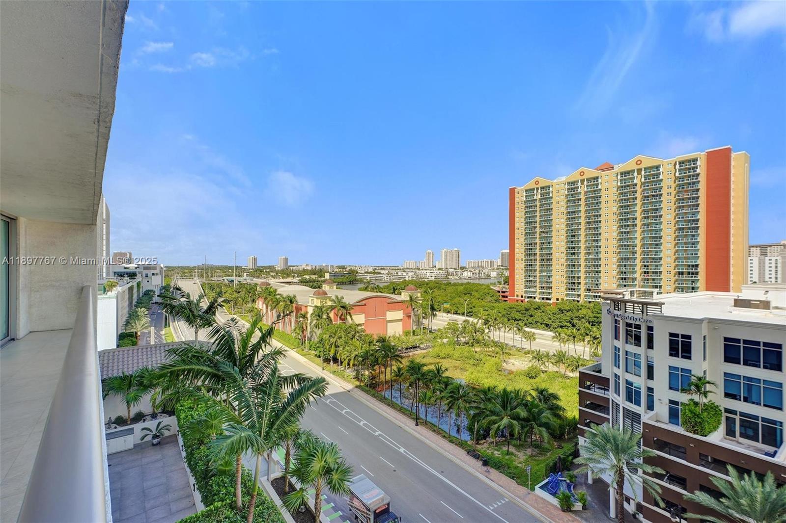 5-805 2 / 3 1541 sq. ft. $ 2025-10-17 0 Photo