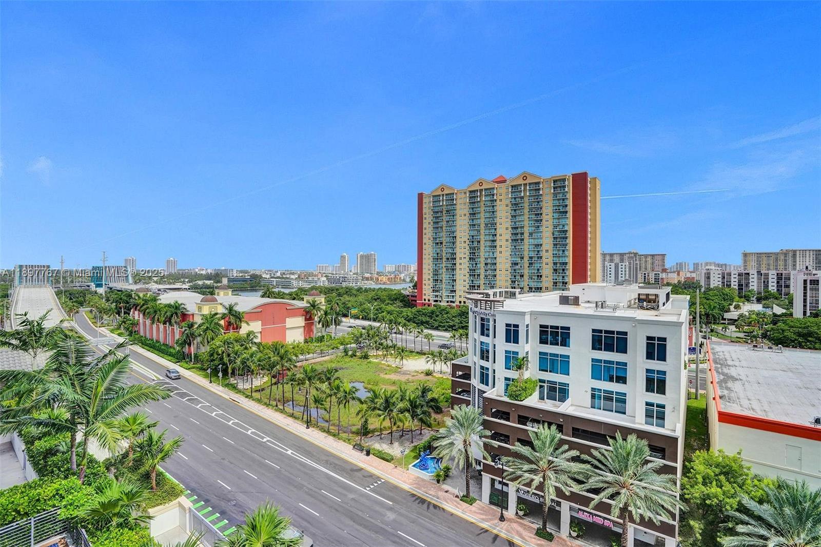 5-805 2 / 3 1541 sq. ft. $ 2025-10-17 0 Photo