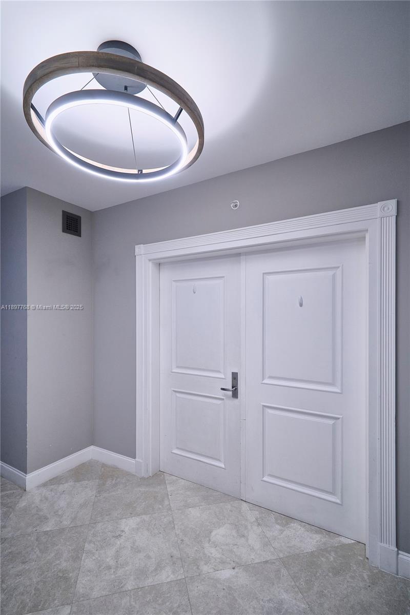 Photo of 3101 Ocean Dr  #3005, Hollywood, Florida, 33019 - 