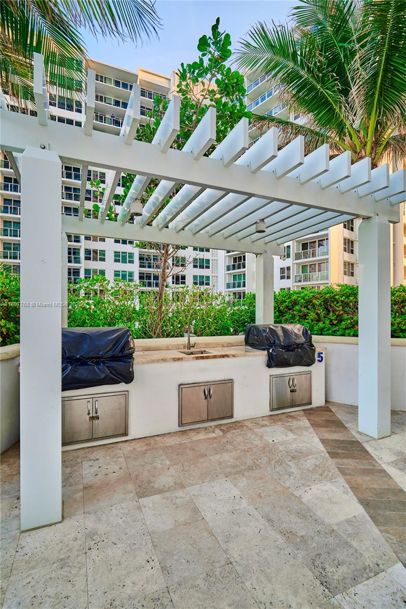 Photo of 3101 Ocean Dr  #3005, Hollywood, Florida, 33019 - 