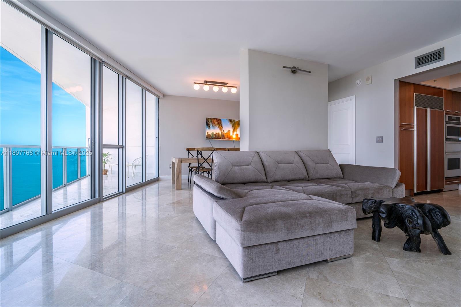 Photo of 3101 Ocean Dr  #3005, Hollywood, Florida, 33019 - 
