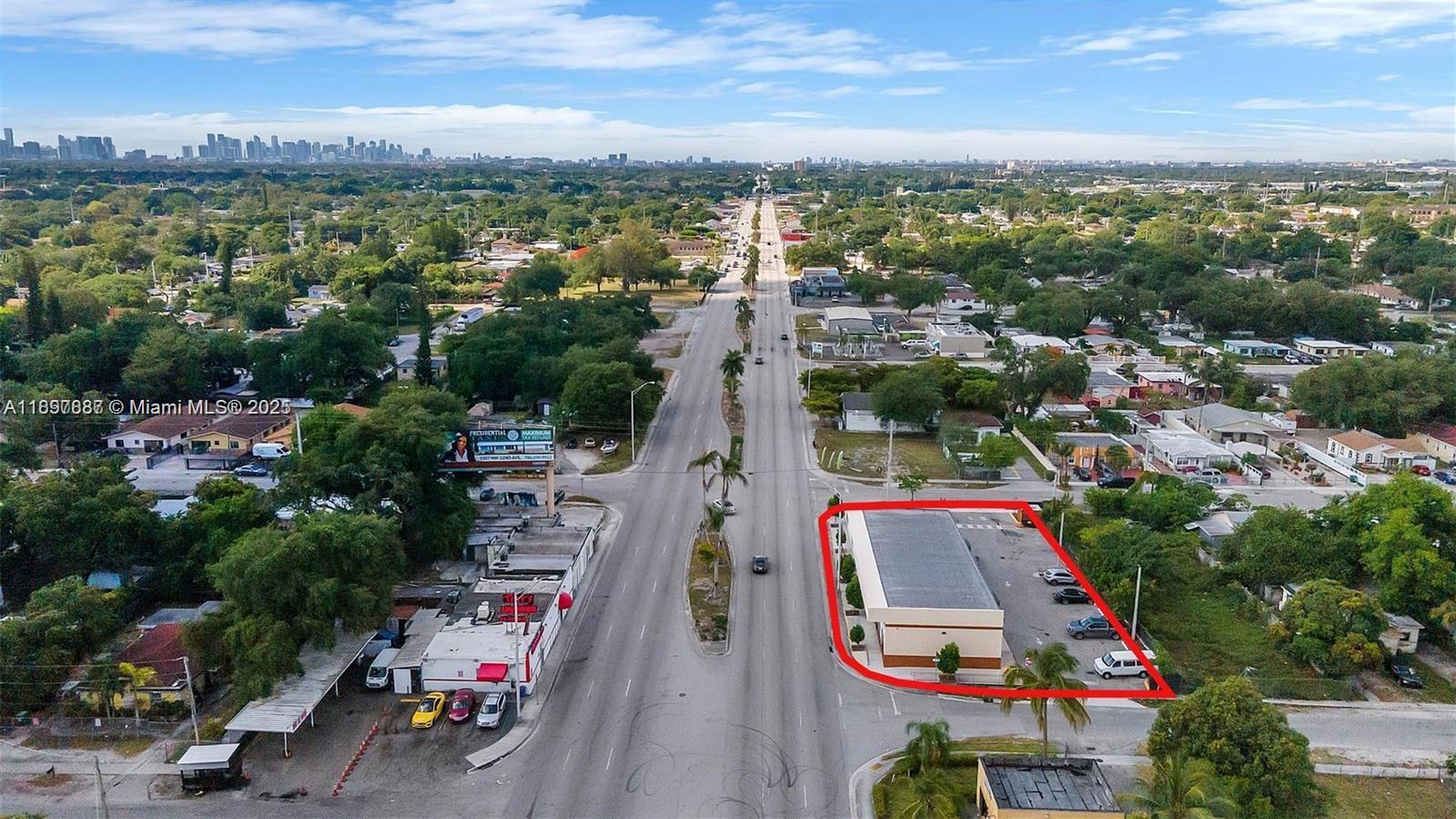 Подробнее   /   кв.футов $ 2025-10-17 0 Фото