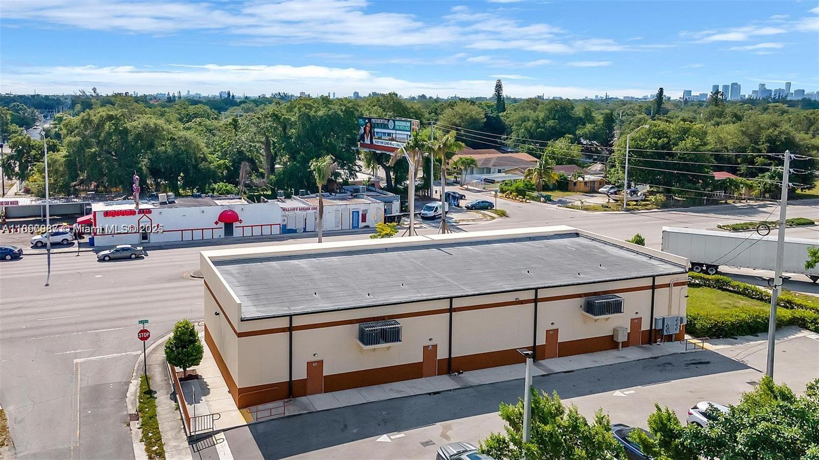 Подробнее   /   кв.футов $ 2025-10-17 0 Фото