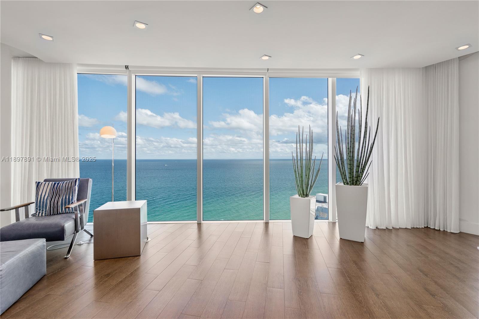 Photo of 2711 Ocean Dr  #2305, Hollywood, Florida, 33019 -