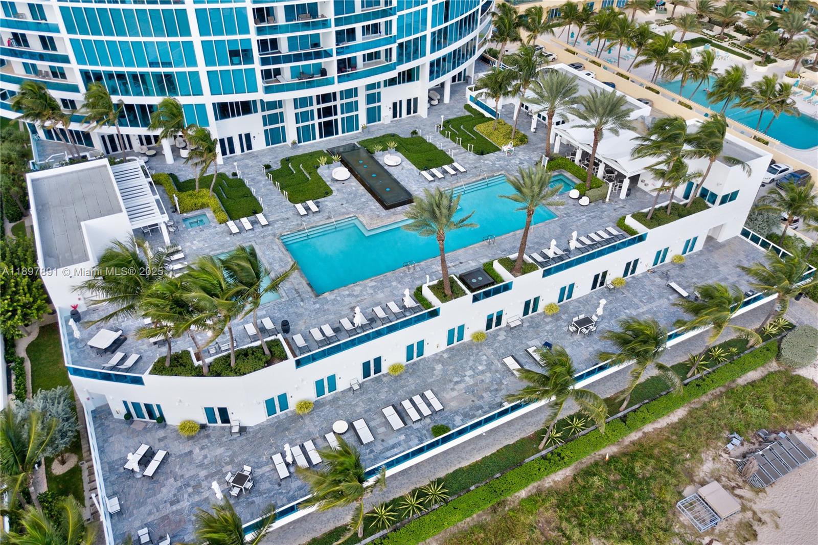 Photo of 2711 Ocean Dr  #2305, Hollywood, Florida, 33019 -