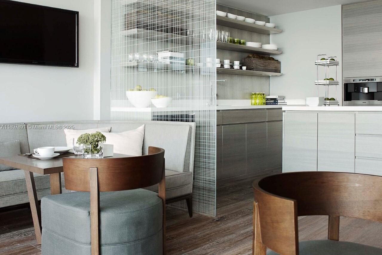 Photo of 2711 Ocean Dr  #2305, Hollywood, Florida, 33019 -