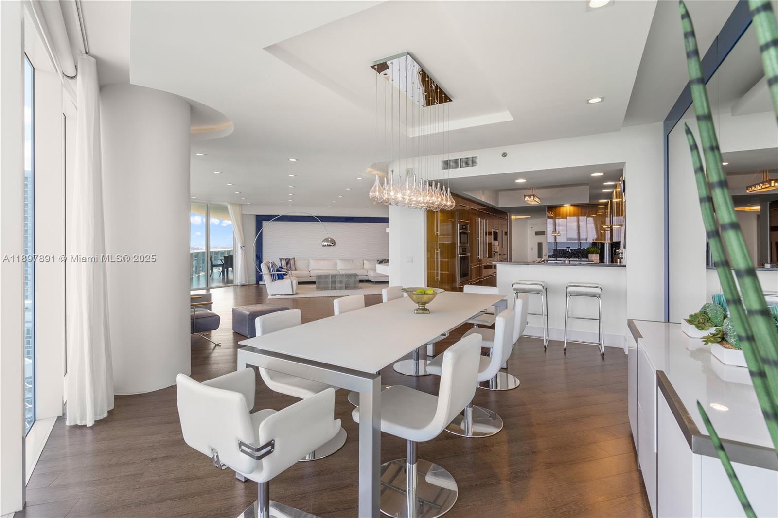 Photo of 2711 Ocean Dr  #2305, Hollywood, Florida, 33019 -