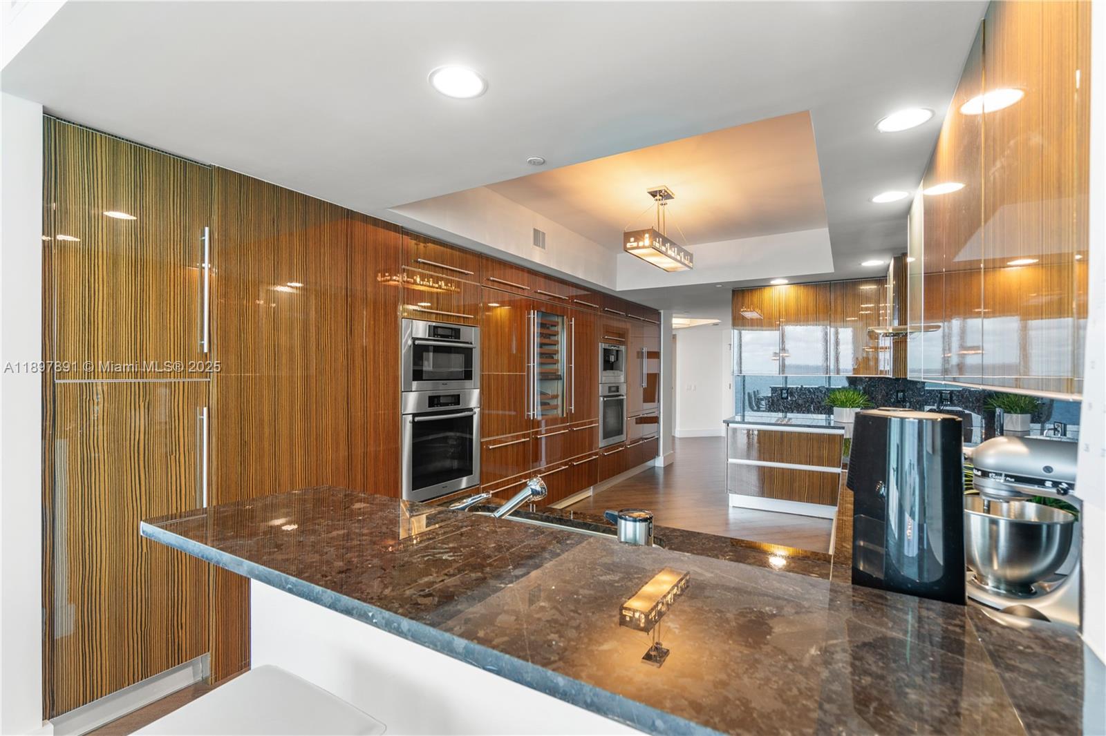 Photo of 2711 Ocean Dr  #2305, Hollywood, Florida, 33019 -