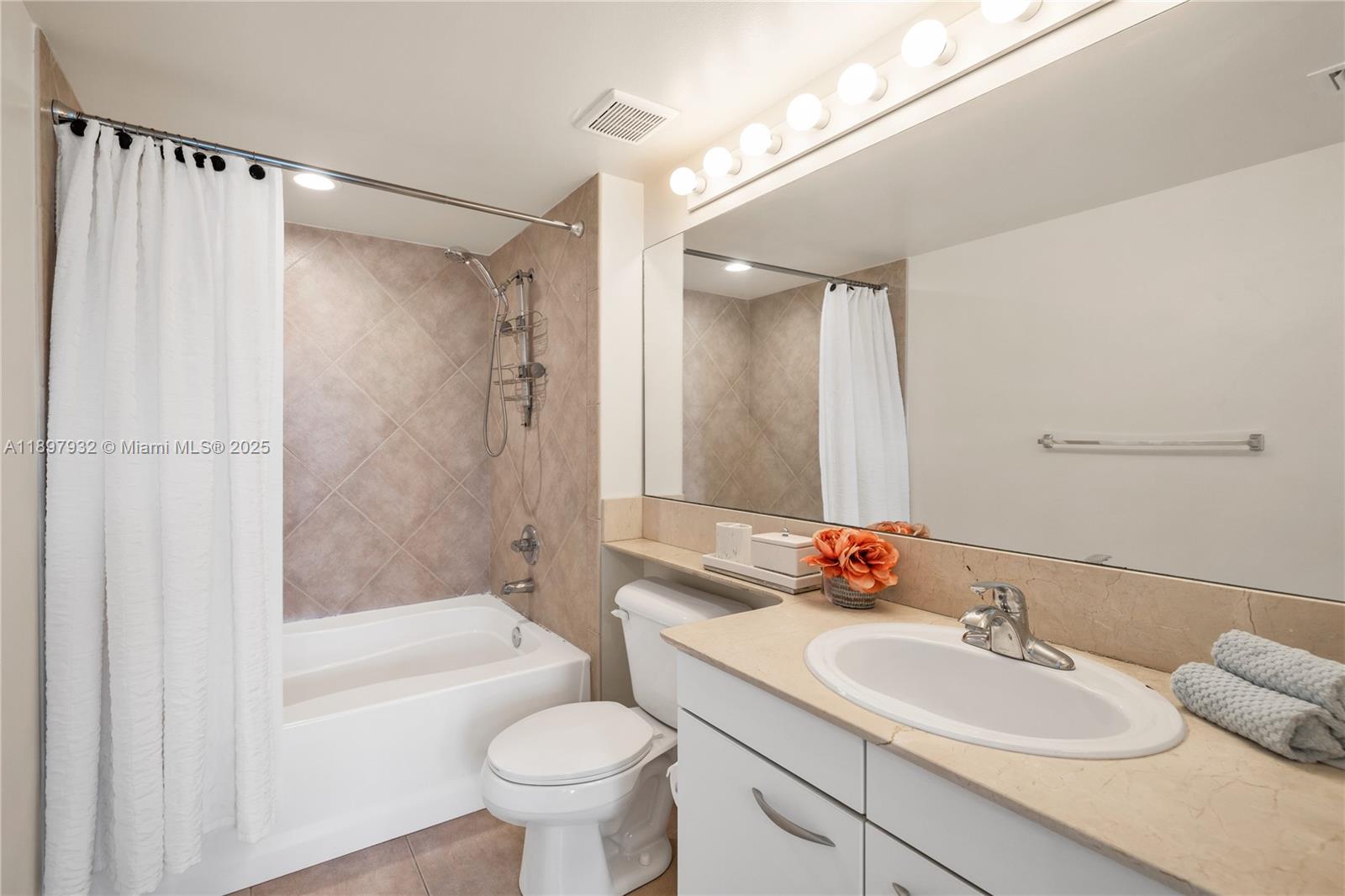 Photo of 2080 Ocean Dr #202, Hallandale Beach, Florida, 33009 -