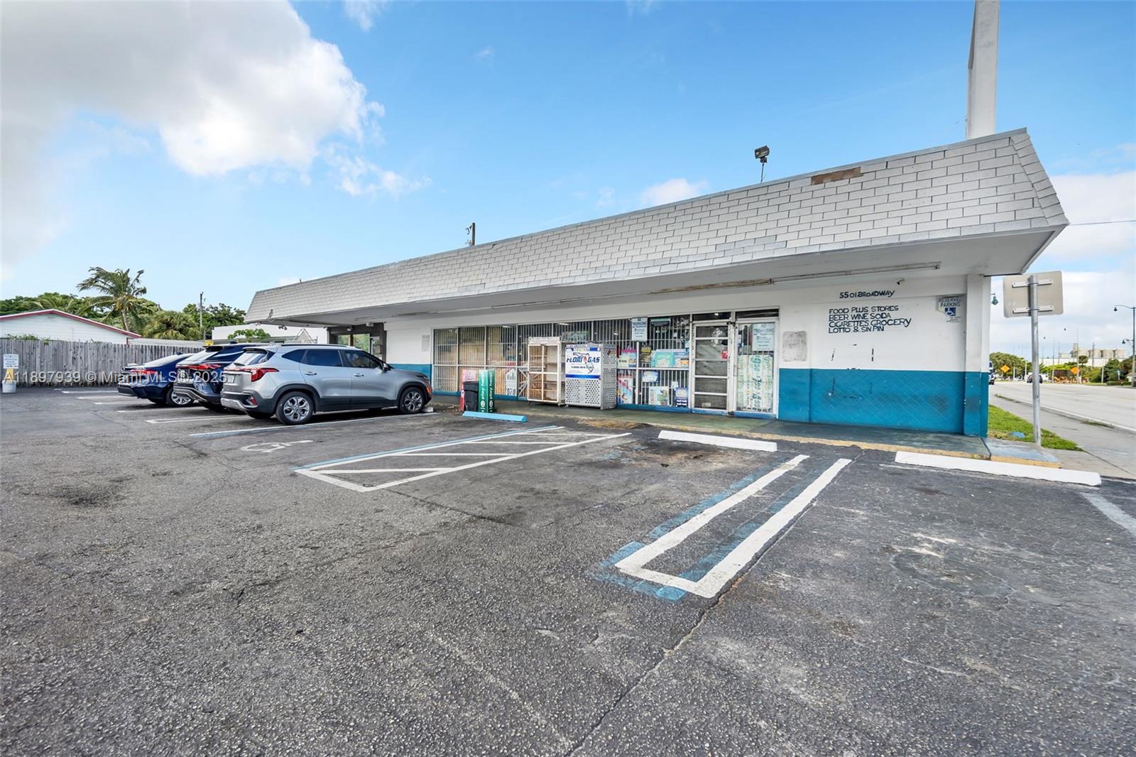 See details   /   sq. ft. $ 2025-10-17 0 Photo