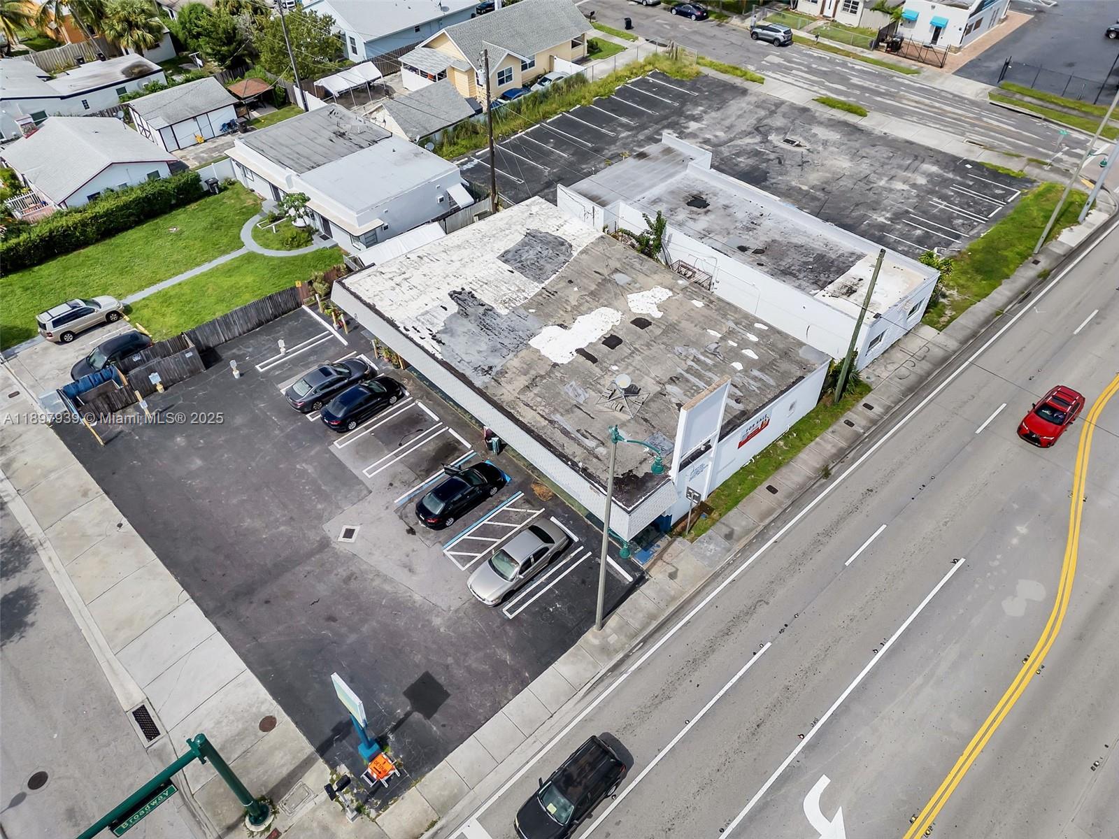 See details   /   sq. ft. $ 2025-10-17 0 Photo