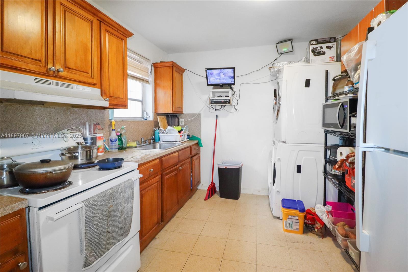Ver detalles / 2231 sq. ft. $ 2025-10-17 0 foto