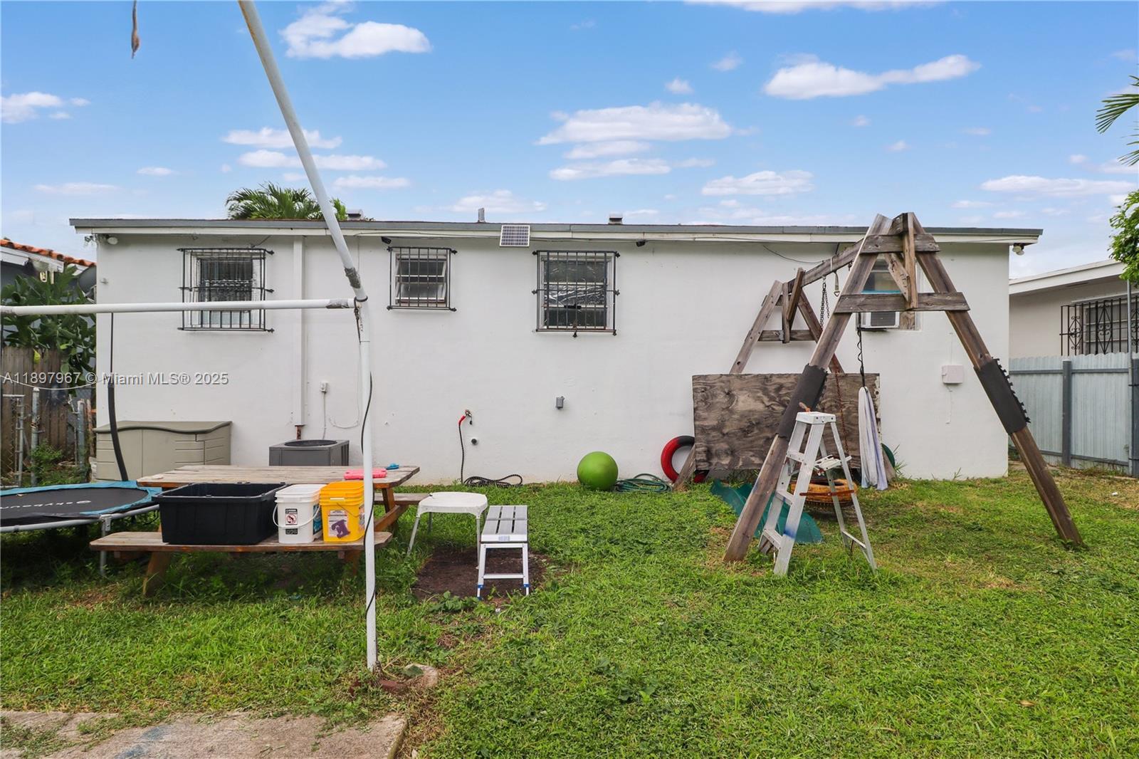 Ver detalles / 2231 sq. ft. $ 2025-10-17 0 foto