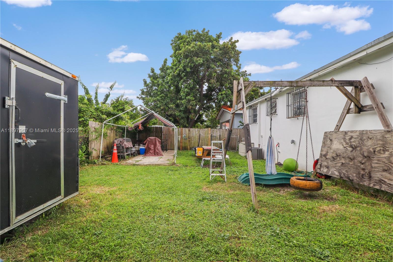 Ver detalles / 2231 sq. ft. $ 2025-10-17 0 foto