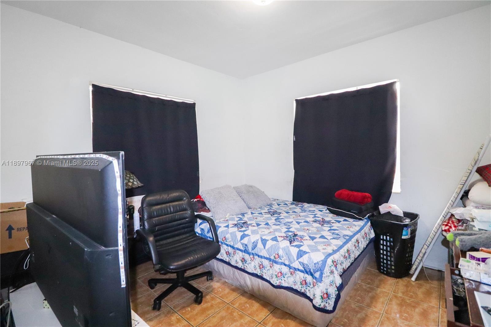 Ver detalles / 2231 sq. ft. $ 2025-10-17 0 foto