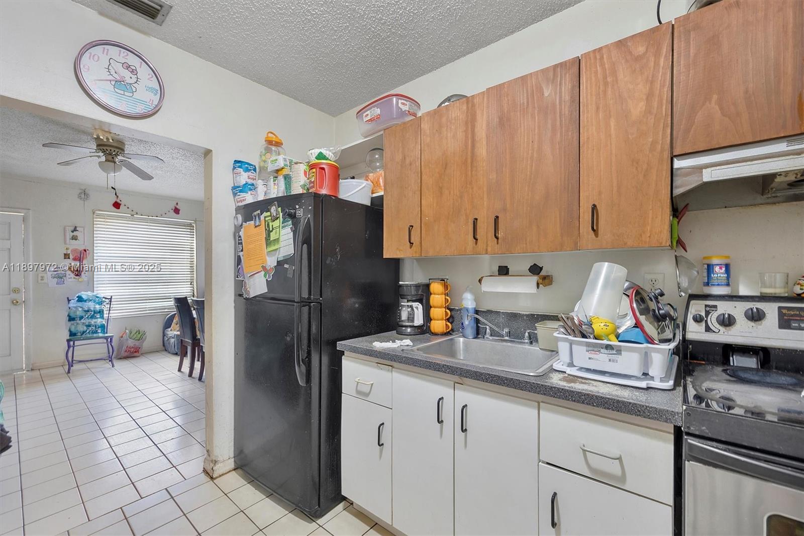 See details / 1352 sq. ft. $ 2025-10-17 0 Photo