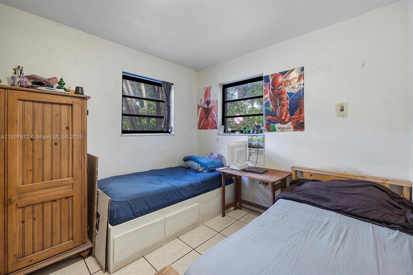 See details / 1352 sq. ft. $ 2025-10-17 0 Photo