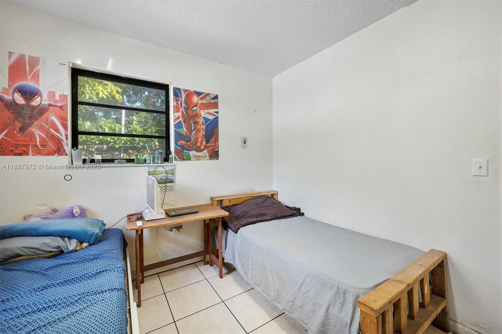 See details / 1352 sq. ft. $ 2025-10-17 0 Photo