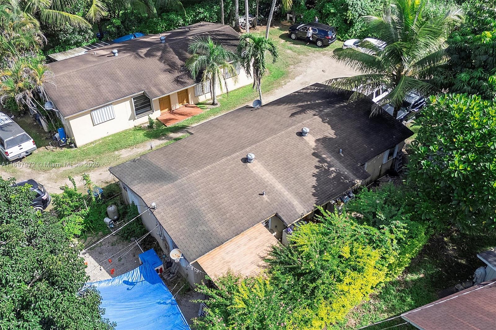 See details / 1352 sq. ft. $ 2025-10-17 0 Photo