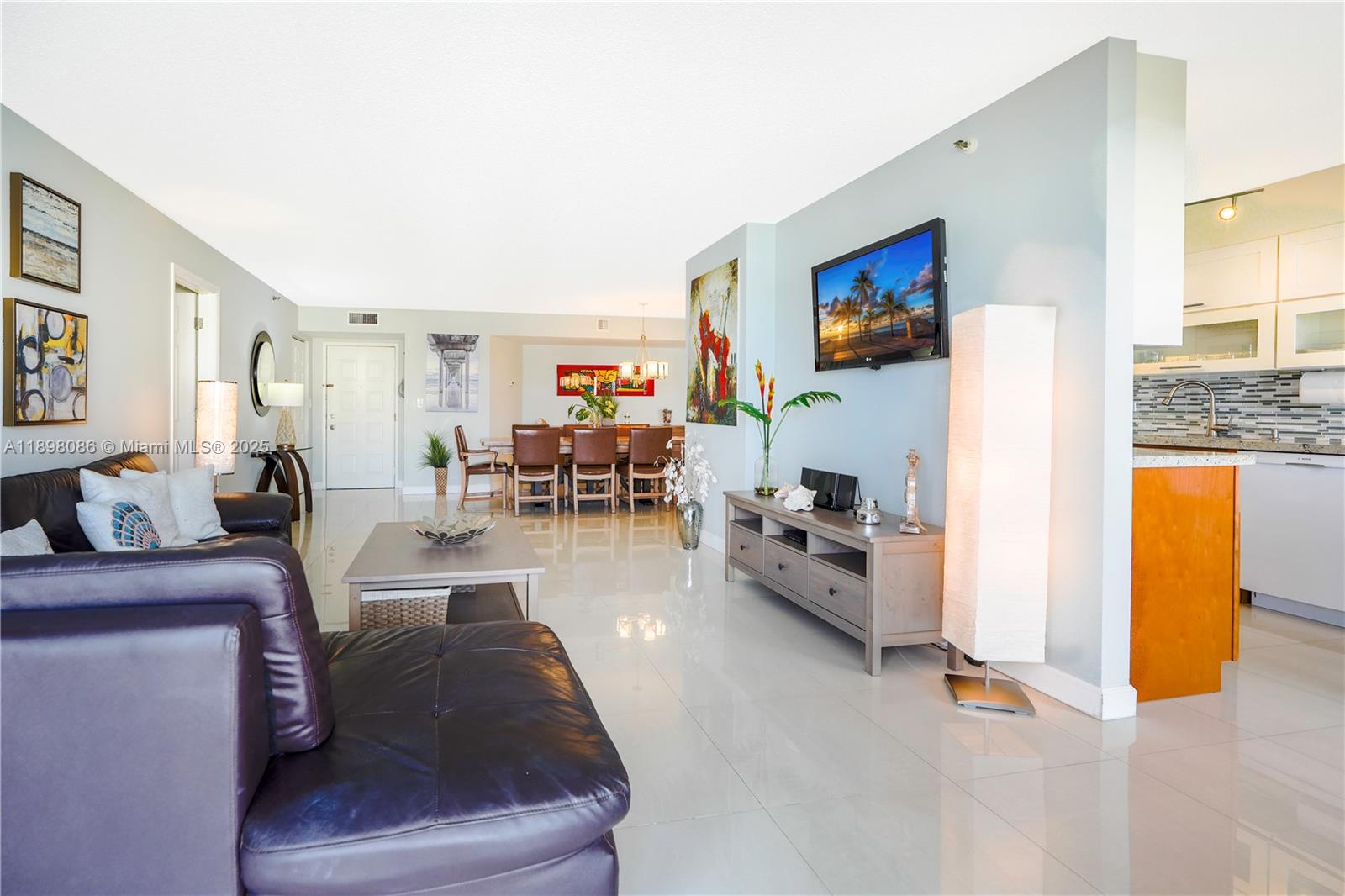 Photo of 1201 Ocean Dr  #706N, Hollywood, Florida, 33019 - 
