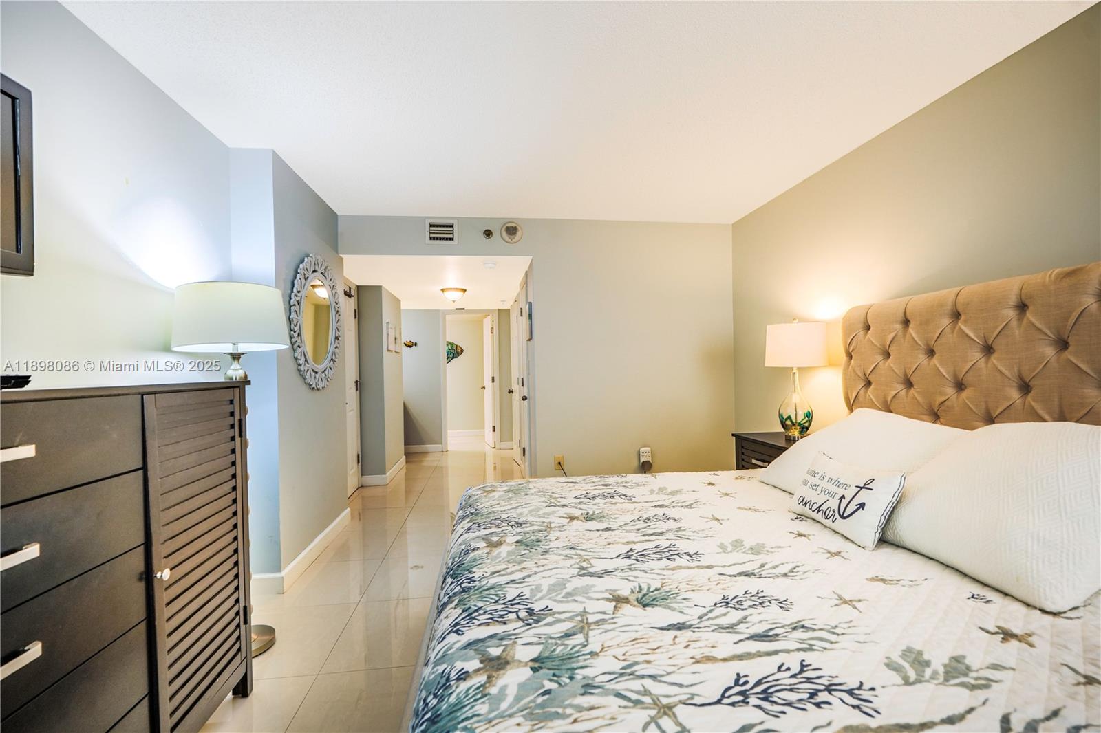 Photo of 1201 Ocean Dr  #706N, Hollywood, Florida, 33019 - 