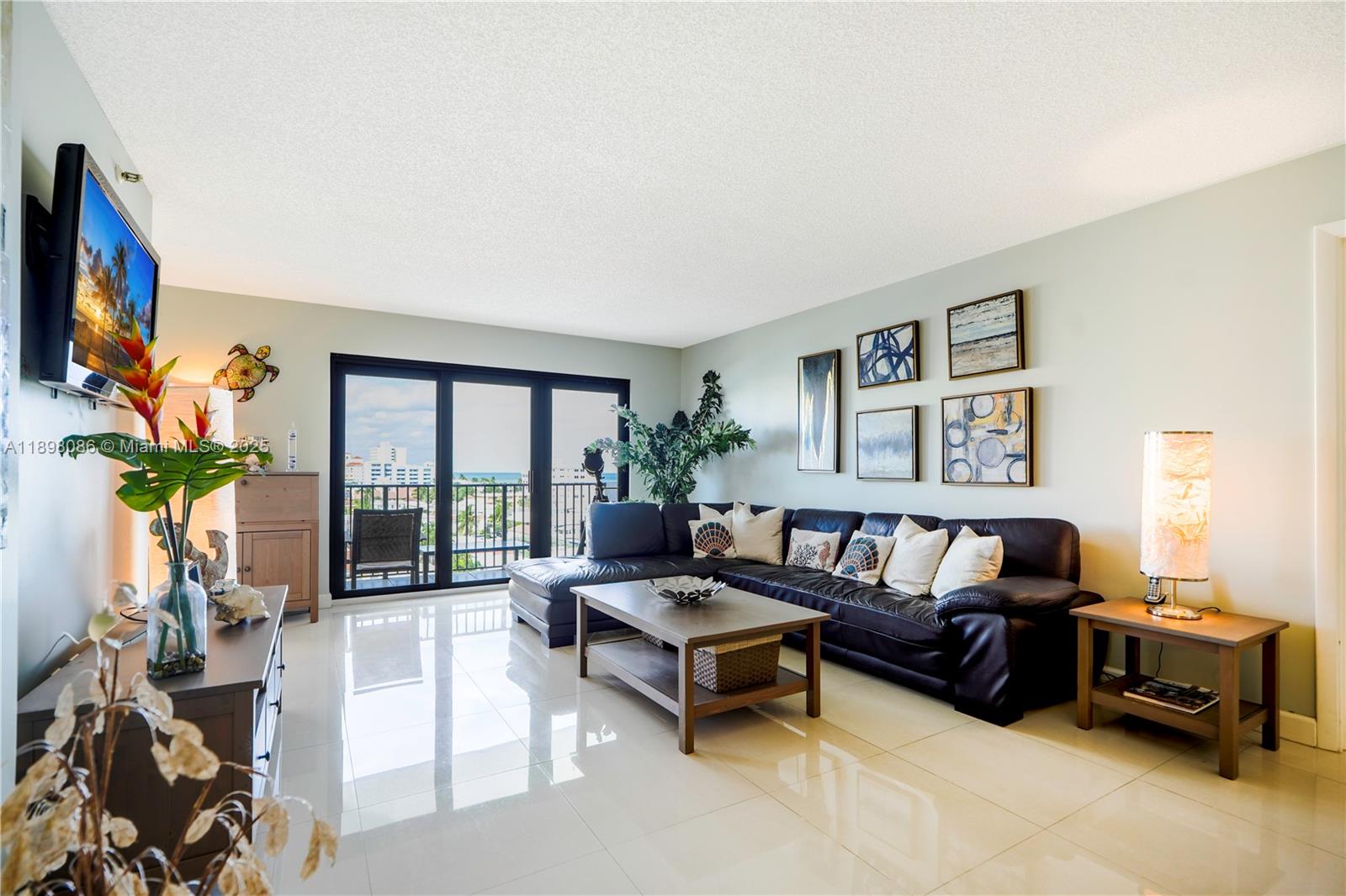 Photo of 1201 Ocean Dr  #706N, Hollywood, Florida, 33019 - 