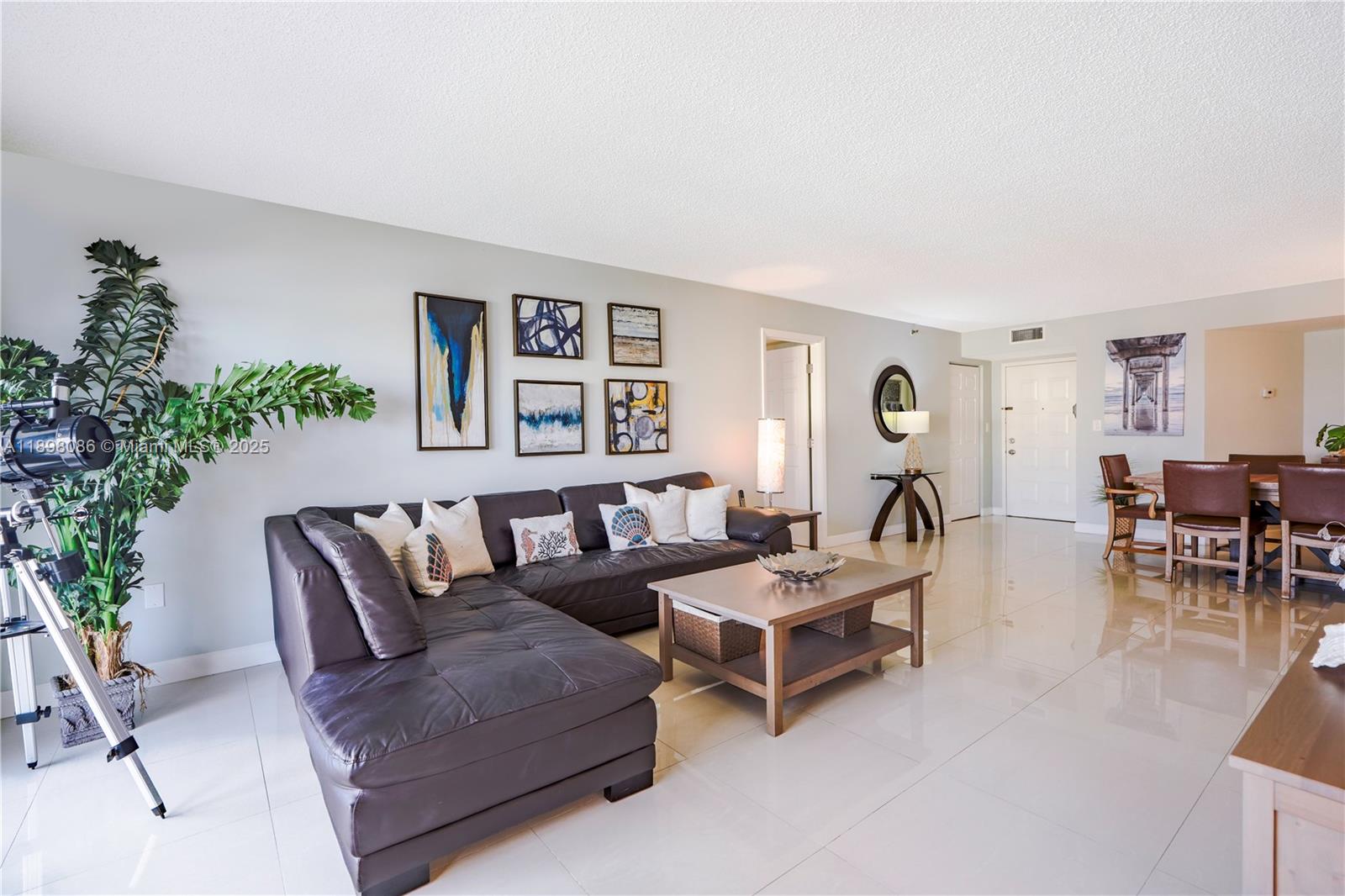 Photo of 1201 Ocean Dr  #706N, Hollywood, Florida, 33019 - 