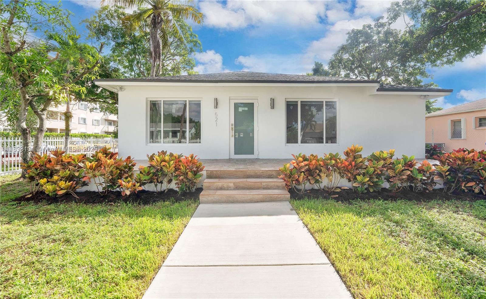 Ver detalles / 2047 sq. ft. $ 2025-10-17 0 foto