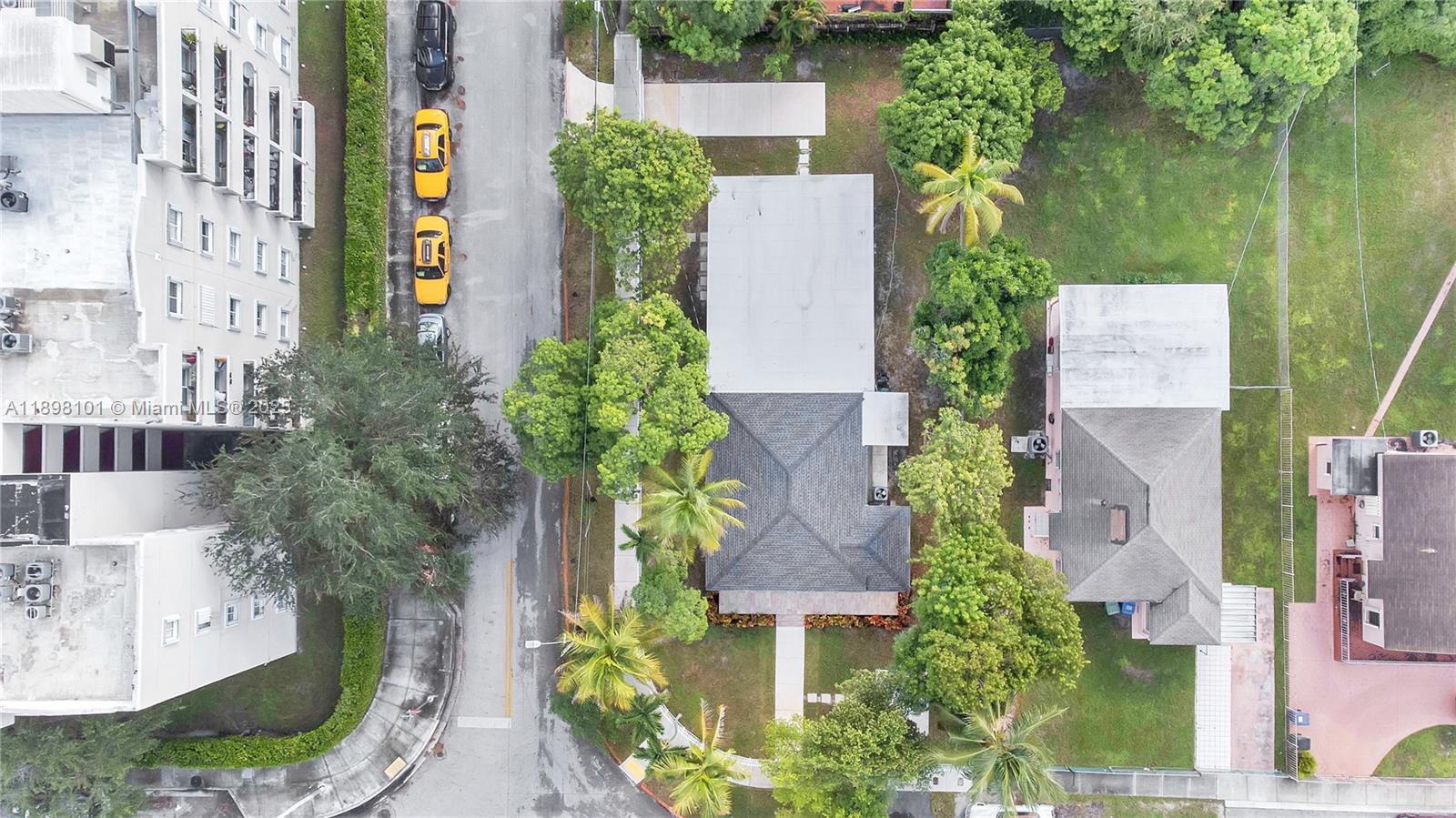 Ver detalles / 2047 sq. ft. $ 2025-10-17 0 foto