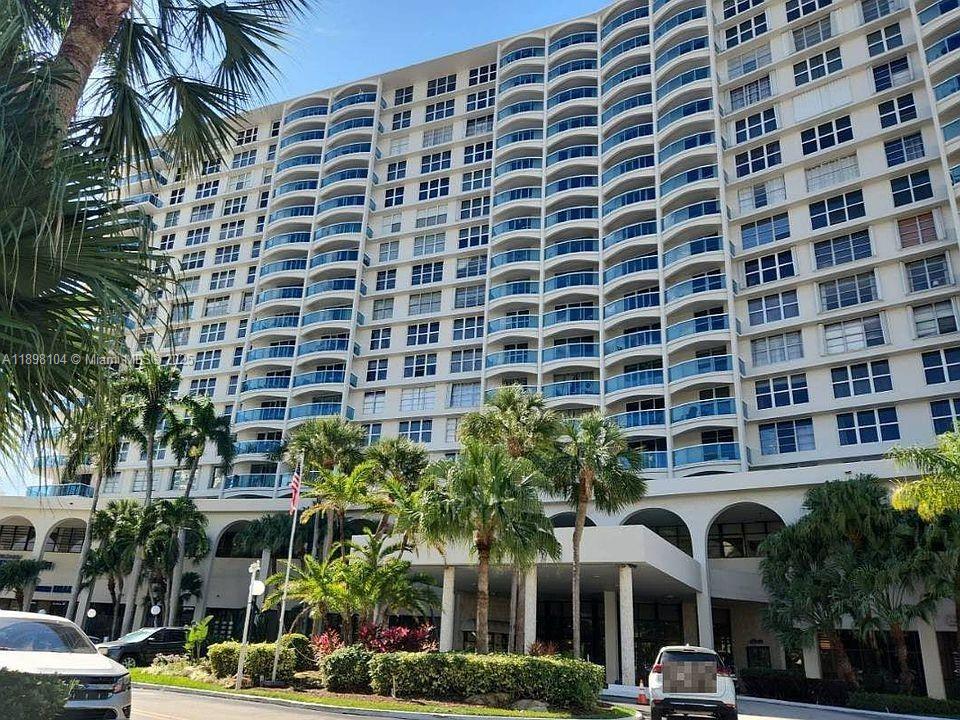 Photo of 3800 Ocean Dr #301, Hollywood, Florida, 33019 -