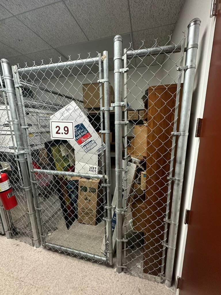 See details 201 / sq. ft. $ 2025-10-17 0 Photo