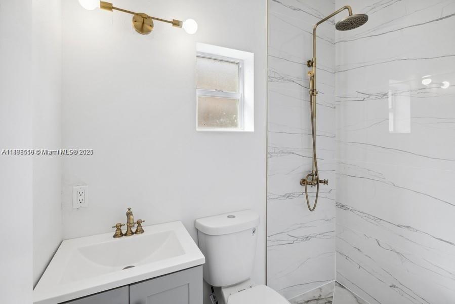   /   sq. ft. $ 2025-10-17 0 Photo