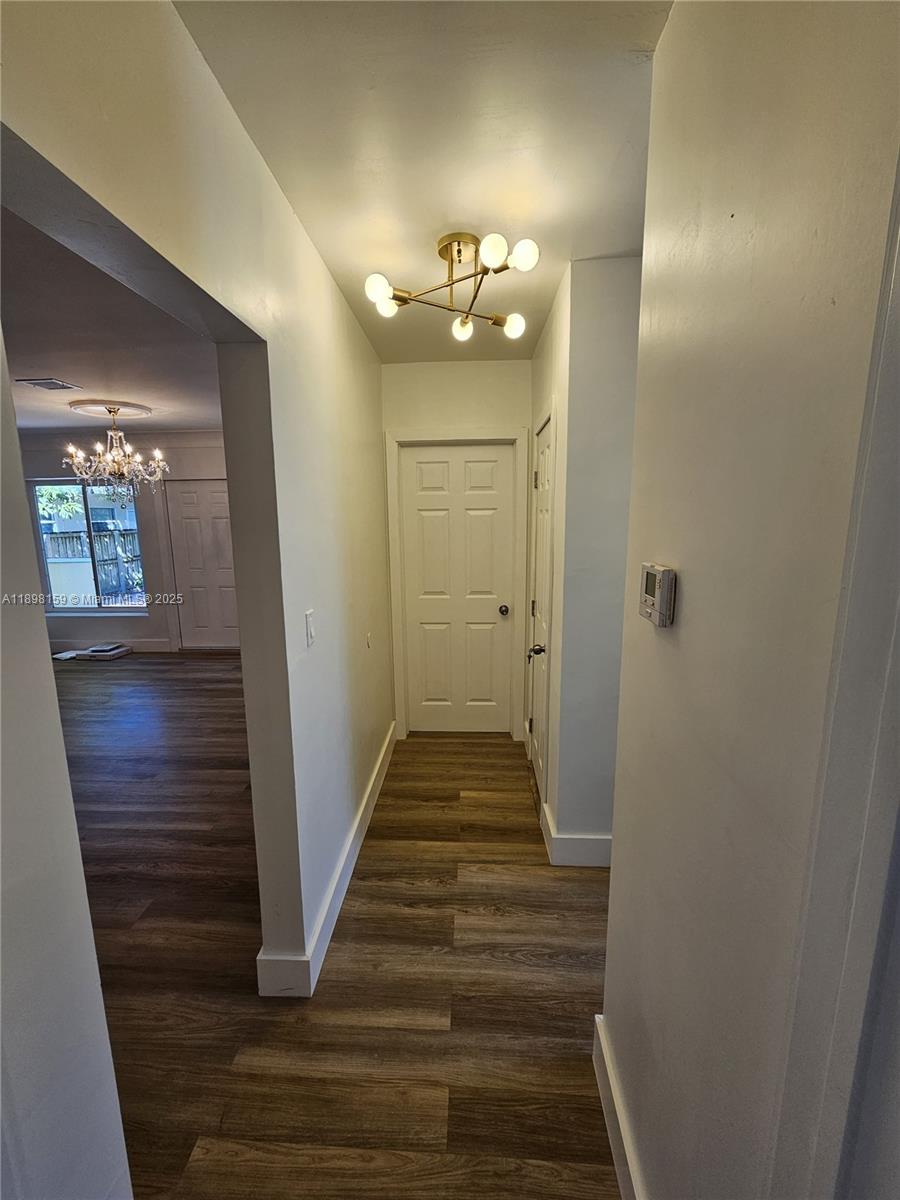   /   sq. ft. $ 2025-10-17 0 Photo